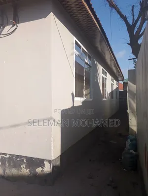 Furnished 10bdrm House in Biriani Real Estate, Chamazi for sale