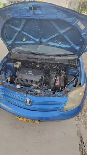 Toyota IST 2005 Blue