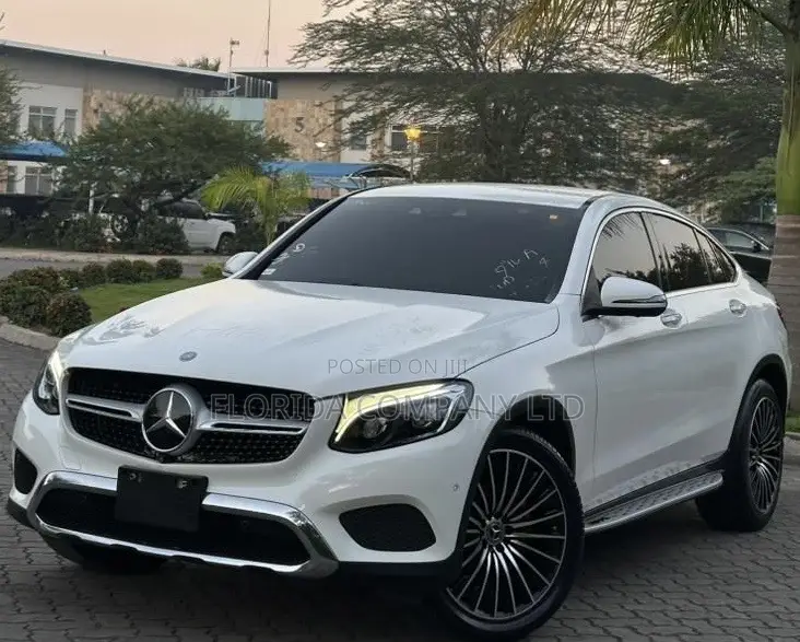 Mercedes-Benz GLC-Class 2017 White