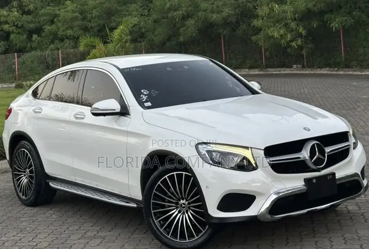 Mercedes-Benz GLC-Class 2017 White