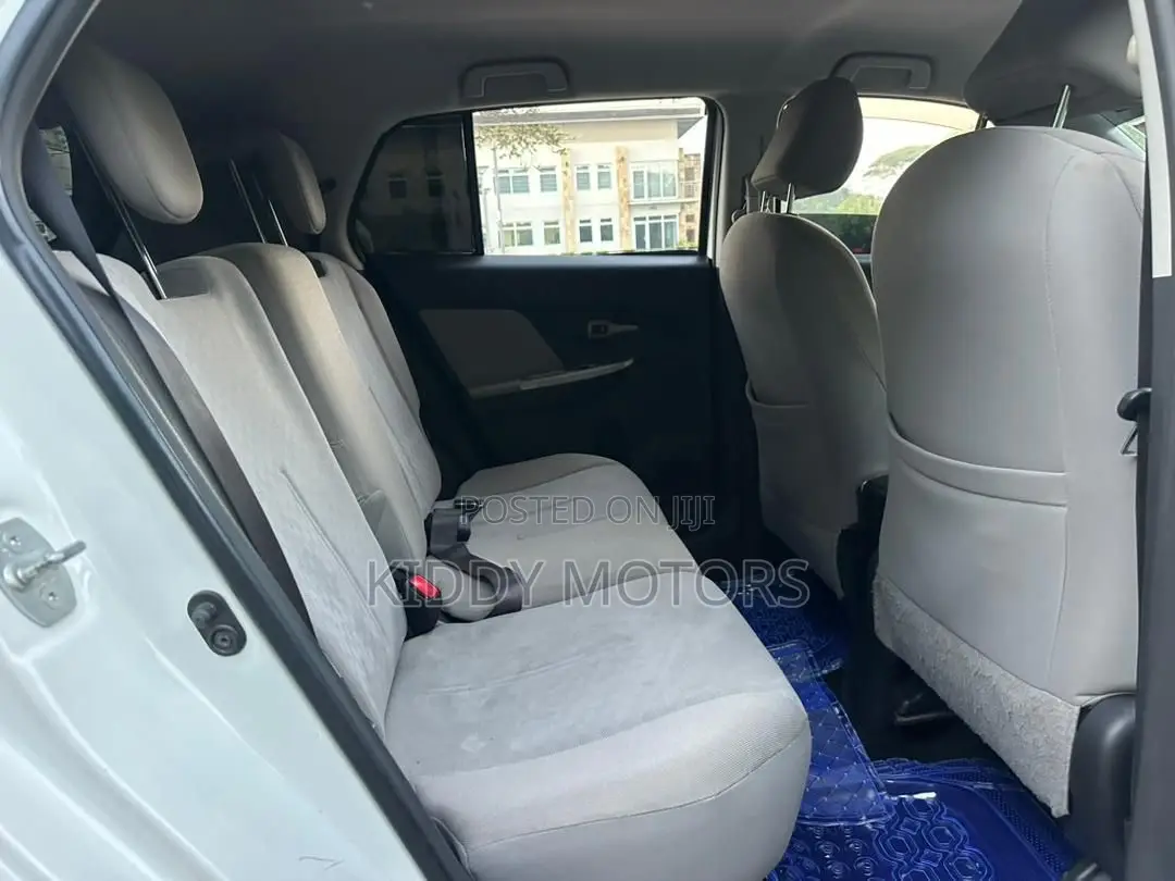 Toyota IST 2007 Pearl