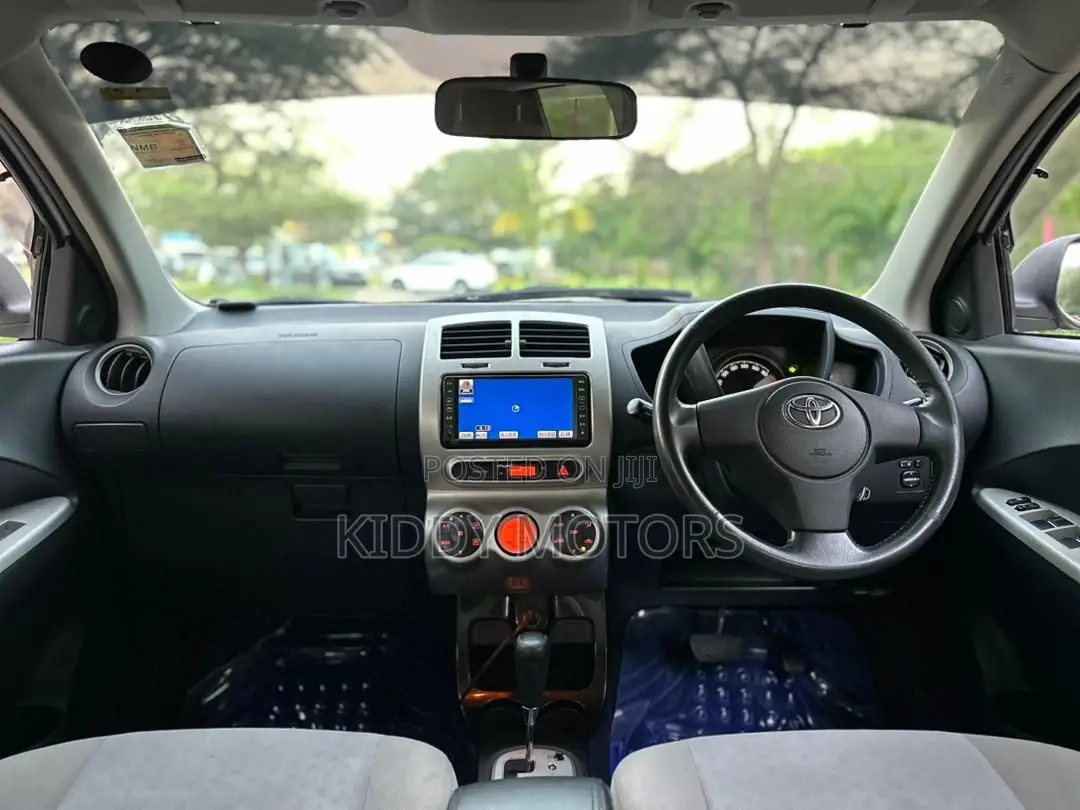 Toyota IST 2007 Pearl