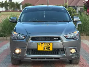 Mitsubishi RVR 2.0 2011 Gray