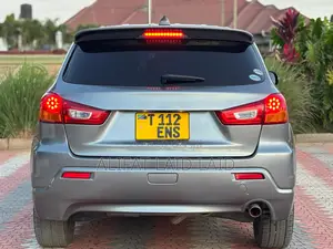 Mitsubishi RVR 2.0 2011 Gray