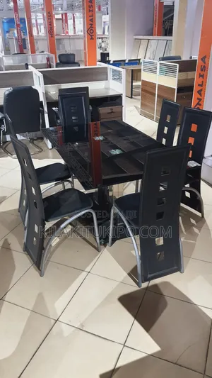 Dining Table With 6 Seaters Leather Chairs