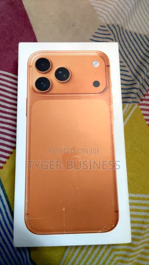 New Apple iPhone 17 Pro Max 256 GB Orange
