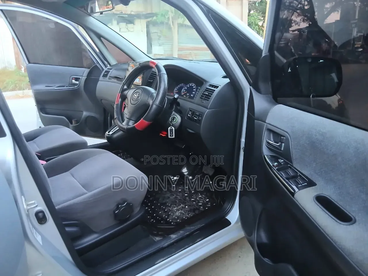 Toyota Corolla Spacio 2004 Silver