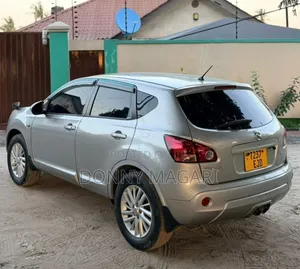 Nissan Dualis 2010 Silver