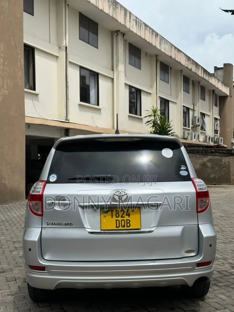 Toyota Vanguard 2009 Silver