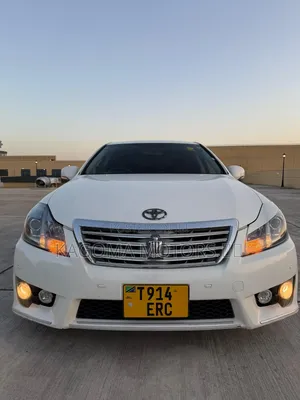 Toyota Crown 2010 White