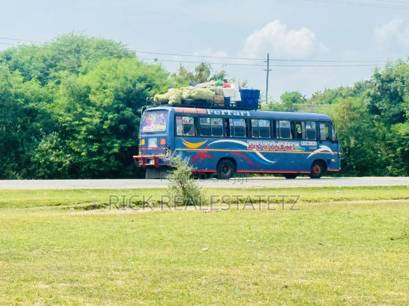 Kiwanja Cha Kujenga ( Petrol Station ) Kinauzwa Nyanguge