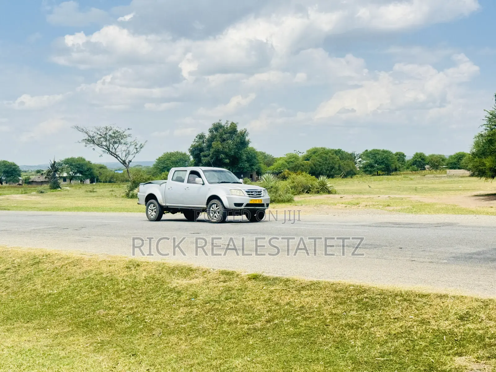 Kiwanja Cha Kujenga ( Petrol Station ) Kinauzwa Nyanguge