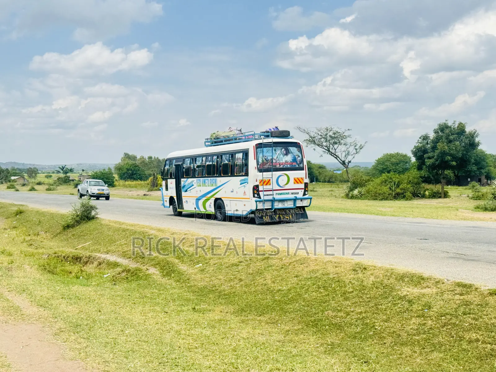 Kiwanja Cha Kujenga ( Petrol Station ) Kinauzwa Nyanguge