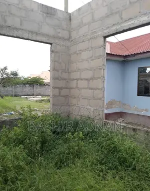 3bdrm House in Goba for sale