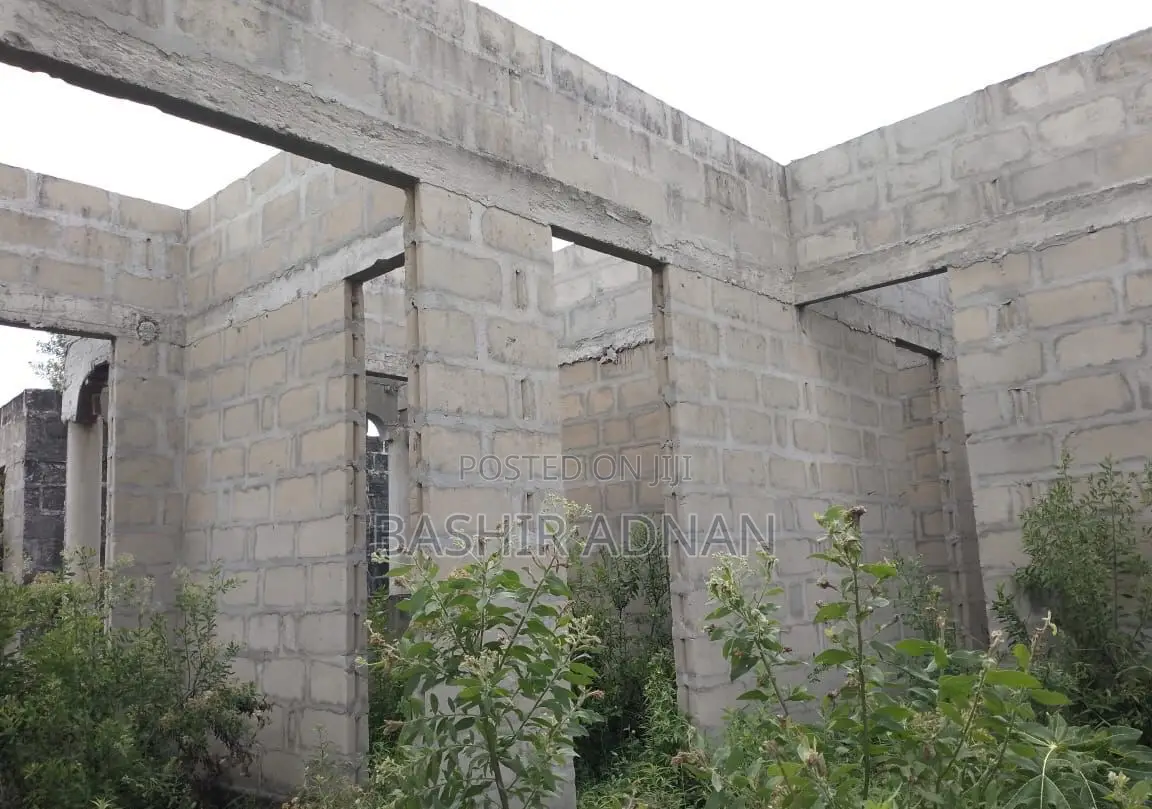 3bdrm House in Goba for sale