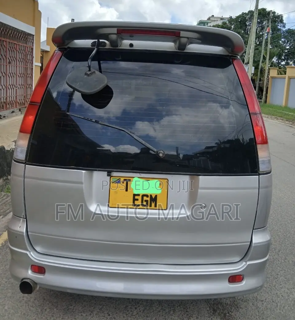 Toyota Noah 2008 Silver