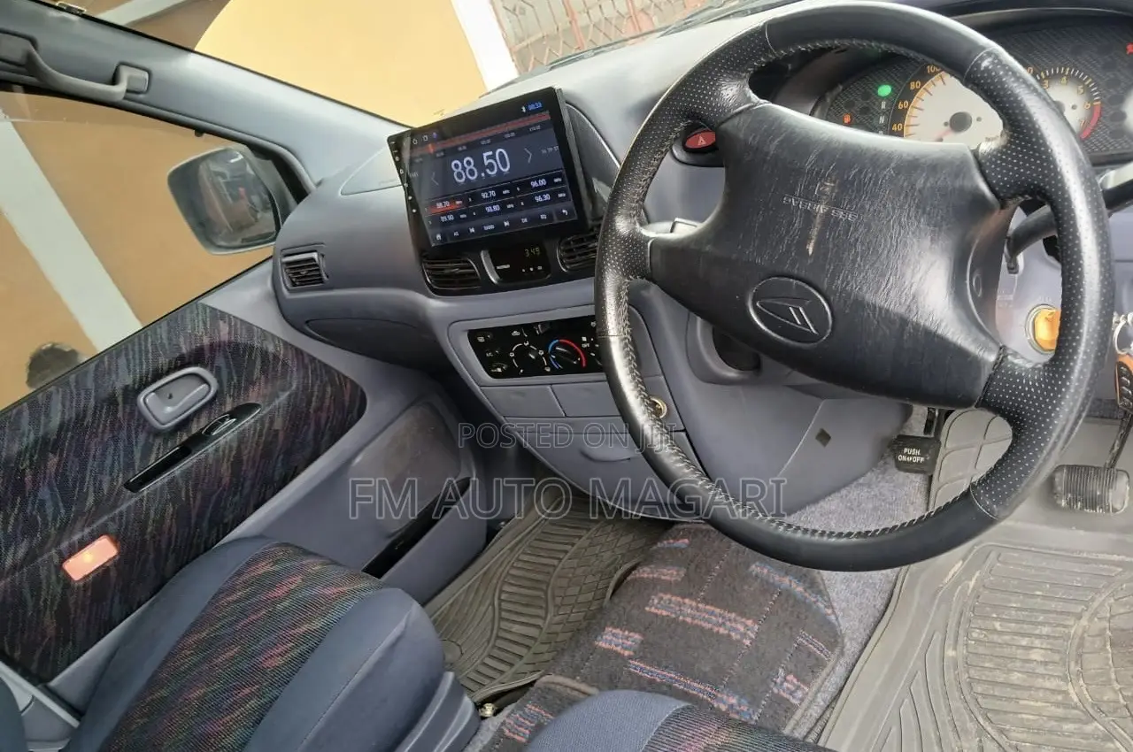 Toyota Noah 2008 Silver