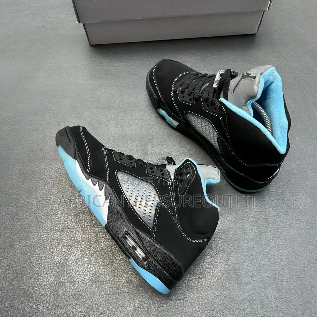 Nike Air Jordan 5 Retro Sneakers