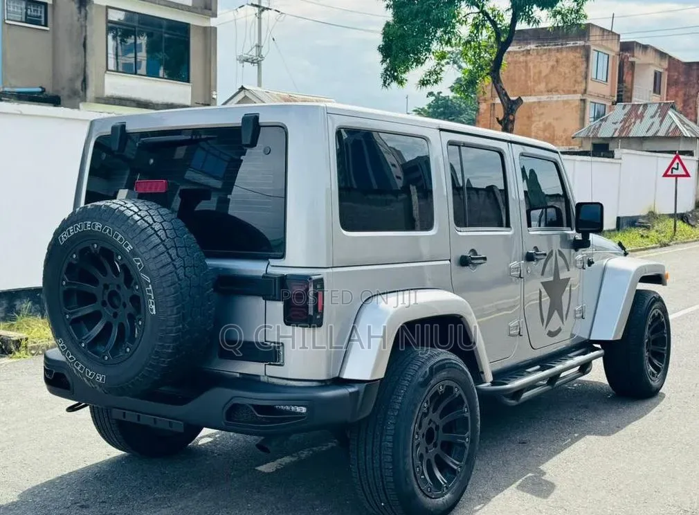 Jeep Wrangler 2013 Silver
