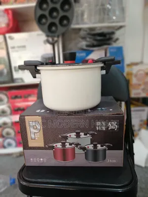 Premium 24cm Low Pressure Cooker - Fast Energy Efficient