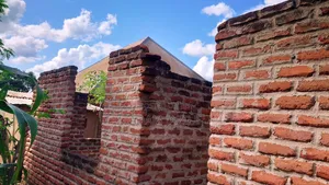 Boma La Vyuma Viwili Linauzwa Msata Chalinze