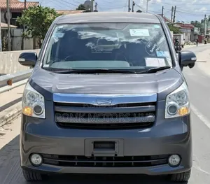 Toyota Noah 2008 Matt Black