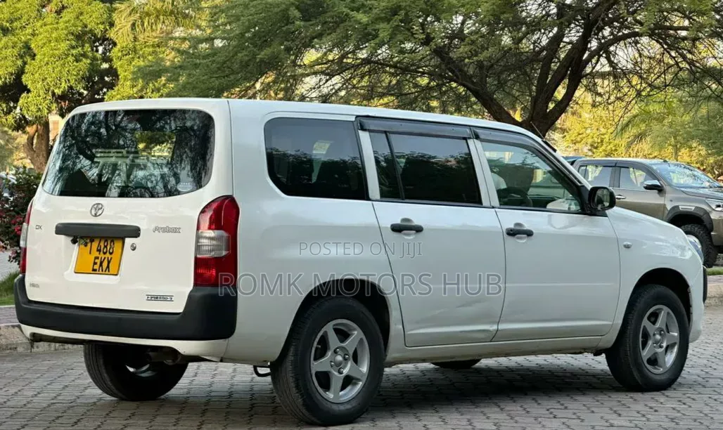 Toyota Probox 2011 White