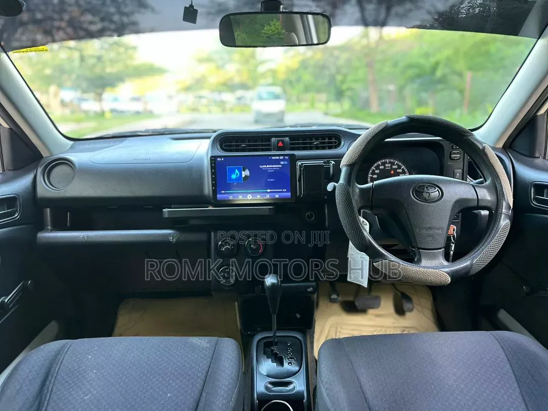 Toyota Probox 2011 White