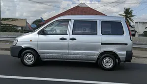 Toyota LiteAce Noah 2001 Silver