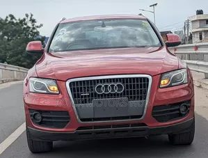Audi Q5 2009 Red
