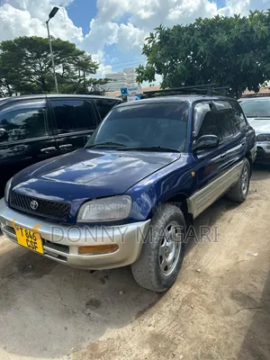 Toyota RAV4 1997 Blue