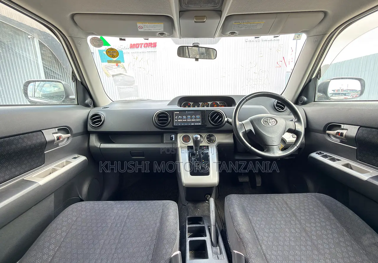 Toyota Corolla Rumion 2008 Silver