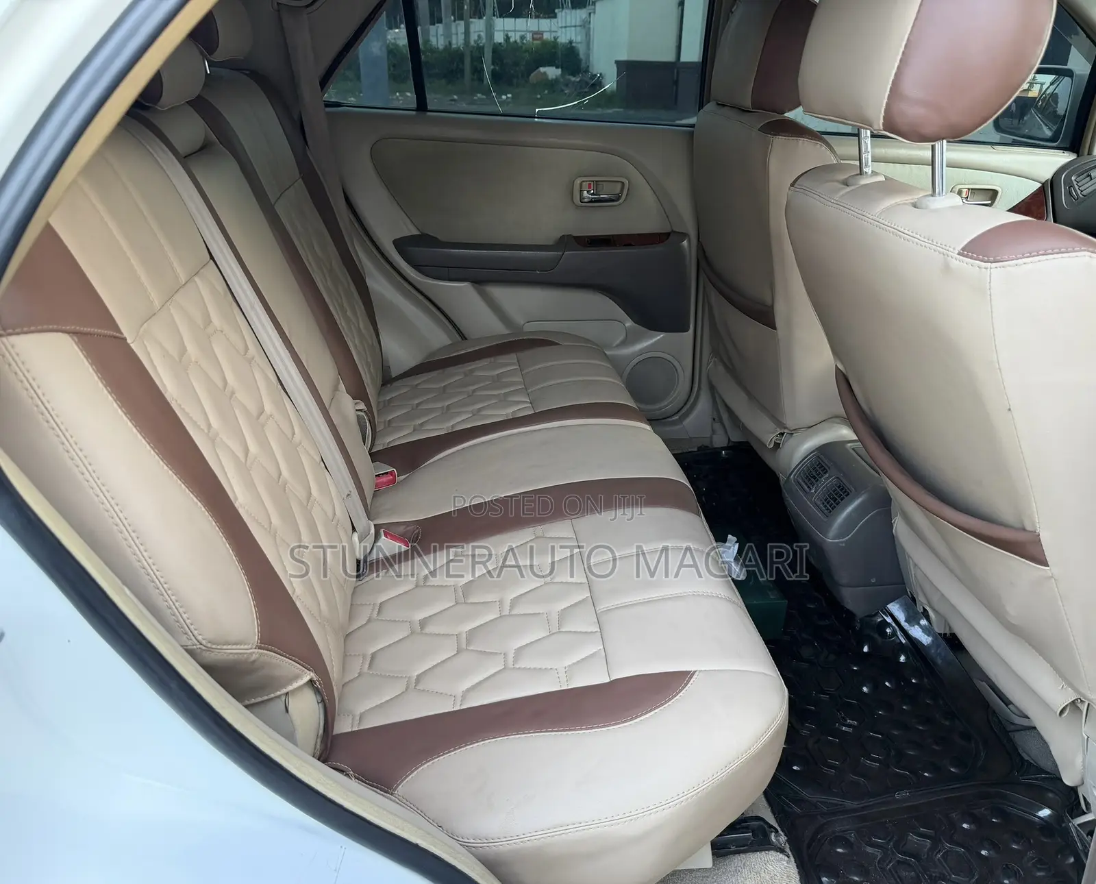 Toyota Harrier 2001 White