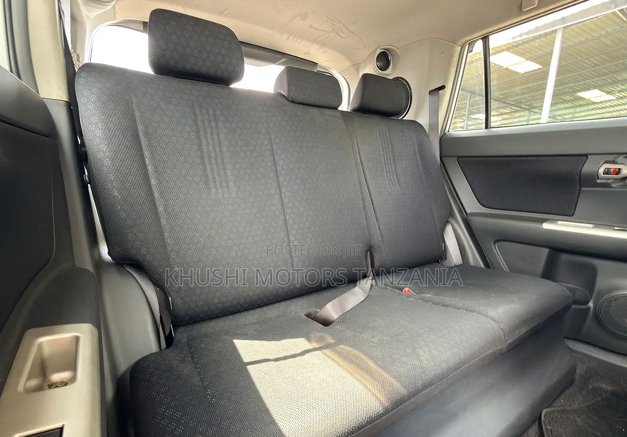 Toyota Corolla Rumion 2008 Silver
