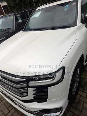 New Toyota Land Cruiser Prado 2.8 2024 White