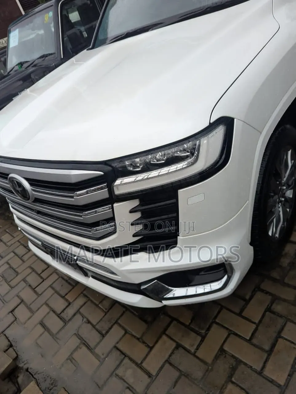 New Toyota Land Cruiser Prado 2.8 2024 White