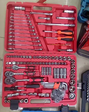 121pcs Kit Car Repair Sockets Hand Tool Sets