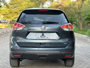 Nissan X-Trail 2.0 Petrol AWD 2016 Gray
