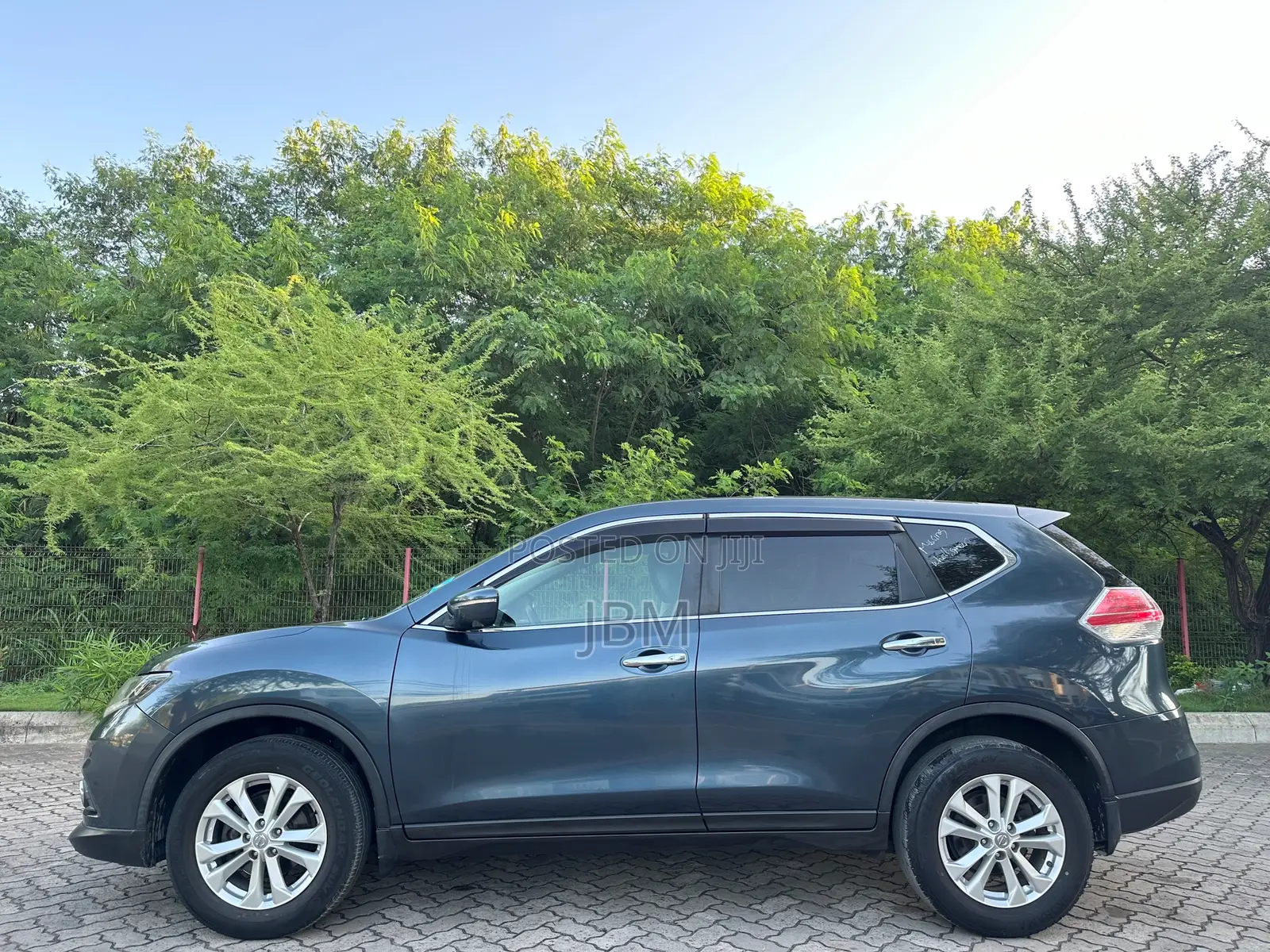 Nissan X-Trail 2.0 Petrol AWD 2016 Gray