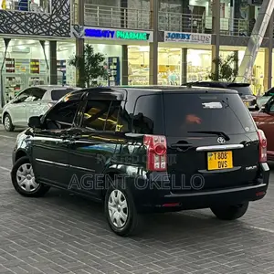 Toyota Raum 1.5 AWD 2005 Black