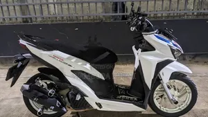 Honda CBX 2022 Silver
