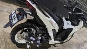Honda CBX 2022 Silver