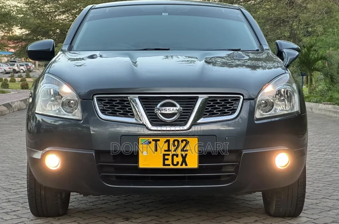 Nissan Dualis 2011 Gray