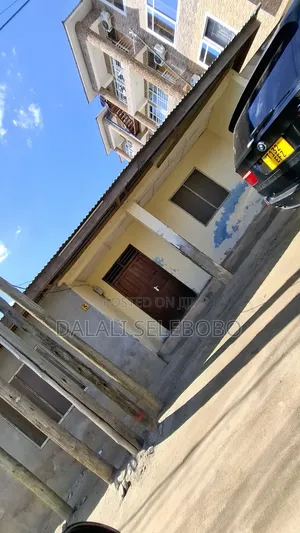 6bdrm House in Kijitonyama for sale