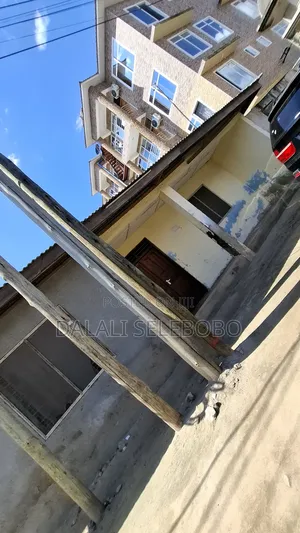 6bdrm House in Kijitonyama for sale