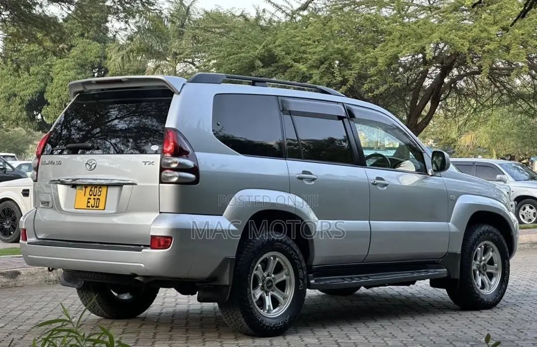 Toyota Land Cruiser Prado 2007 Black