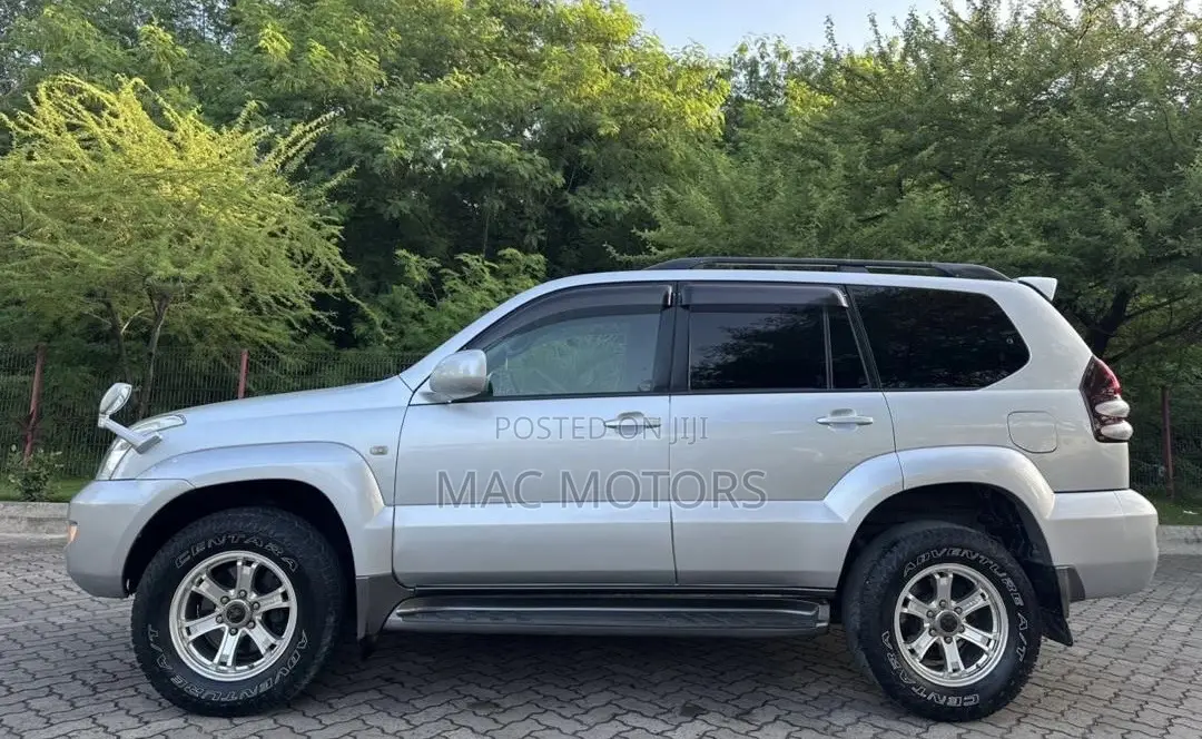 Toyota Land Cruiser Prado 2007 Black