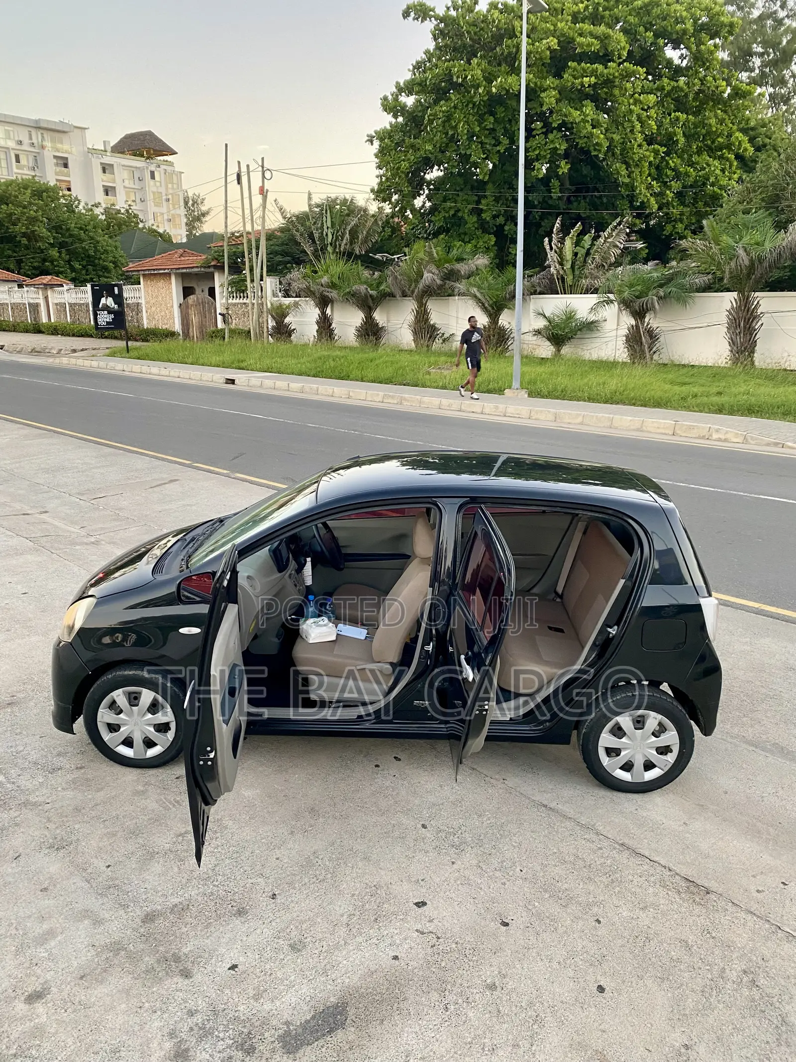 Daihatsu Mira 2014 Black