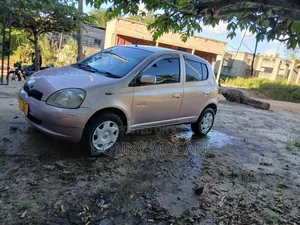 Toyota Vitz 2002 Pink