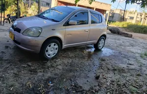 Toyota Vitz 2002 Pink